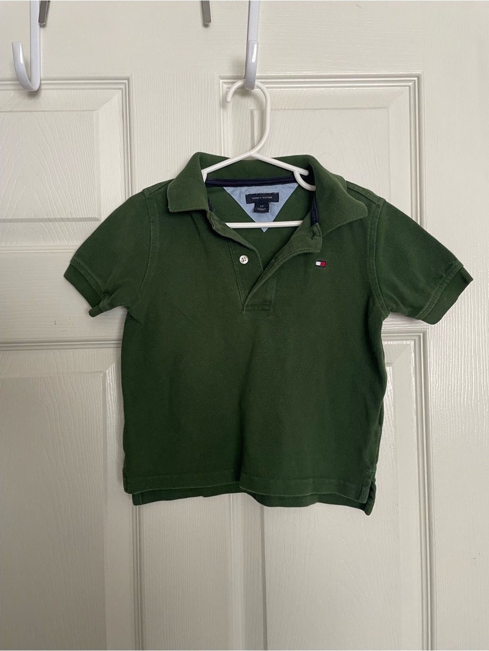 Tommy Hilfiger 100% Cotton Boys' size 2T Dark Green Polo Shirt